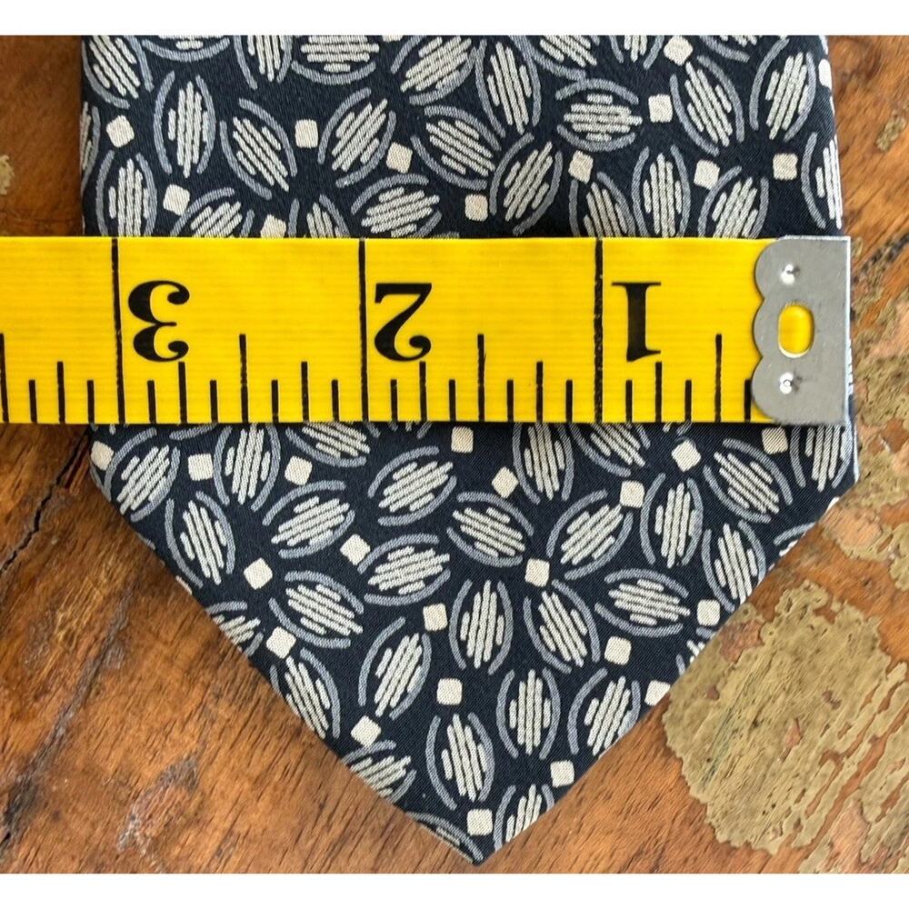 Valentino Garavani Gray Abstract Neat Pattern Silk Tie Made in Italy Designer - Picture 10 of 13